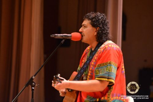 Arieb-Azhar-Performing-at-Faiz-Am n-Mela-2014