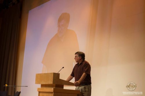 Dr-Pervaiz-Hoodbhoy-speaking-at-Faiz-Am n-Mela-2014.jpg6 
