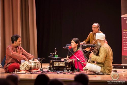 Rekha-Surya-performing-at-Faiz-Am n-Mela-2014.jpg3 