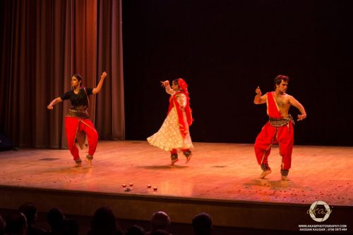 Sheema-Kirmani-and-troupe
